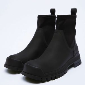 Zara rubberised flatform ankle boots